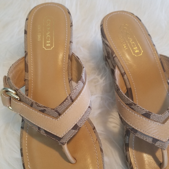Coach sandals. SALE - Picture 2 of 8